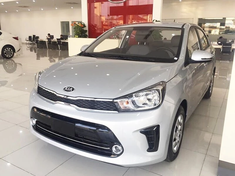 KIA Soluto MT