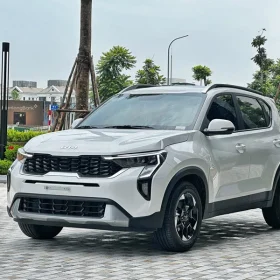 New KIA Sonet 1.5L AT